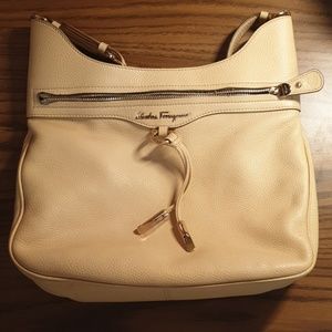 Salvatore Ferragamo Leather Nude/Cream Handbag